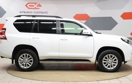 Toyota Land Cruiser Prado 150 рестайлинг 2, 2014 год, 3 590 000 рублей, 4 фотография