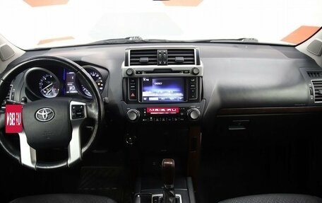 Toyota Land Cruiser Prado 150 рестайлинг 2, 2014 год, 3 590 000 рублей, 13 фотография