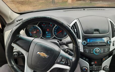 Chevrolet Cruze II, 2014 год, 895 000 рублей, 9 фотография