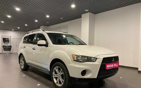 Mitsubishi Outlander III рестайлинг 3, 2011 год, 1 213 000 рублей, 1 фотография