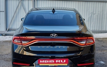 Hyundai Grandeur, 2019 год, 2 700 000 рублей, 5 фотография