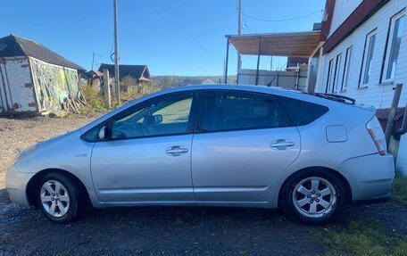 Toyota Prius, 2007 год, 1 000 000 рублей, 8 фотография