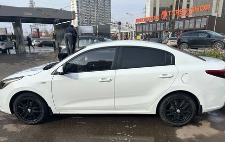 KIA Rio IV, 2019 год, 1 700 000 рублей, 3 фотография