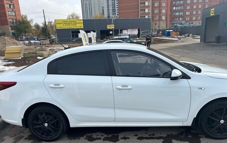 KIA Rio IV, 2019 год, 1 700 000 рублей, 2 фотография