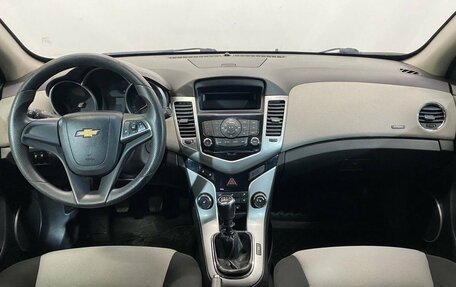 Chevrolet Cruze II, 2012 год, 820 000 рублей, 11 фотография