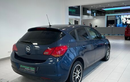 Opel Astra J, 2010 год, 766 000 рублей, 6 фотография