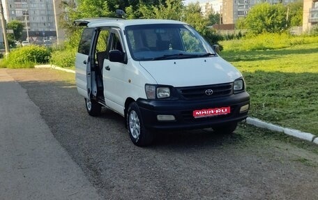 Toyota Town Ace III, 1999 год, 250 000 рублей, 1 фотография