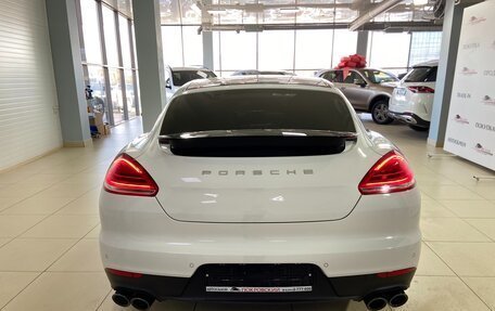 Porsche Panamera II рестайлинг, 2015 год, 4 090 000 рублей, 9 фотография