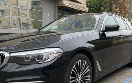 BMW 5 серия, 2019 год, 2 840 000 рублей, 2 фотография