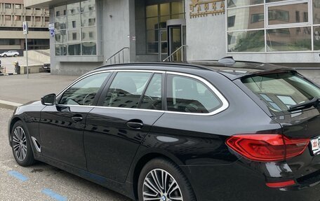 BMW 5 серия, 2019 год, 2 840 000 рублей, 7 фотография