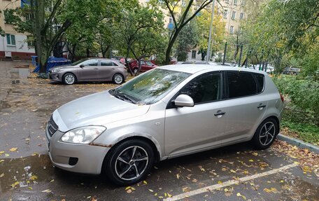 KIA cee'd I рестайлинг, 2009 год, 420 000 рублей, 3 фотография