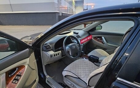 Toyota Camry, 2010 год, 4 фотография