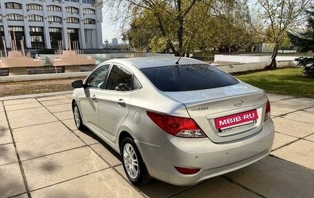 Hyundai Solaris II рестайлинг, 2011 год, 720 000 рублей, 6 фотография