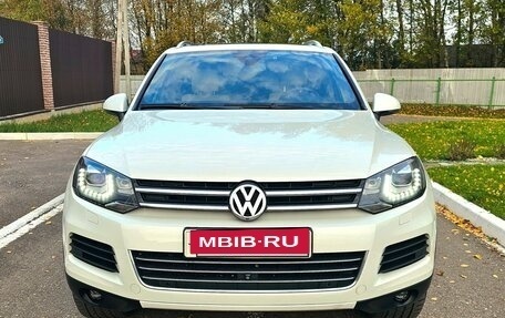 Volkswagen Touareg III, 2013 год, 3 550 000 рублей, 2 фотография