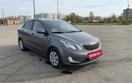 KIA Rio III рестайлинг, 2012 год, 990 000 рублей, 3 фотография