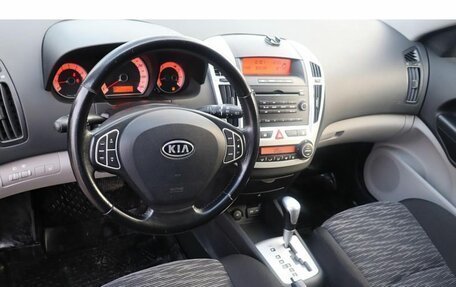 KIA cee'd I рестайлинг, 2009 год, 735 000 рублей, 6 фотография