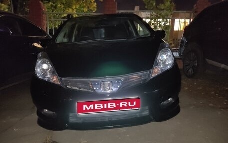 Honda Fit Shuttle I рестайлинг, 2013 год, 1 150 000 рублей, 1 фотография