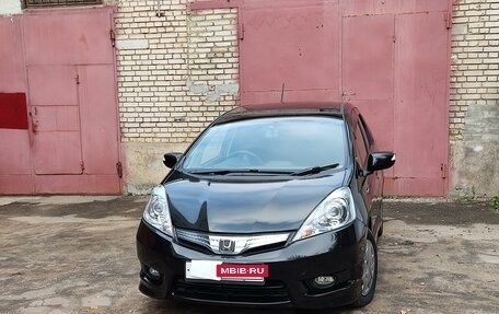 Honda Fit Shuttle I рестайлинг, 2013 год, 1 150 000 рублей, 3 фотография