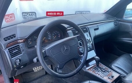 Mercedes-Benz E-Класс, 1998 год, 180 000 рублей, 6 фотография