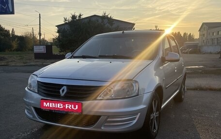 Renault Logan I, 2013 год, 440 000 рублей, 1 фотография