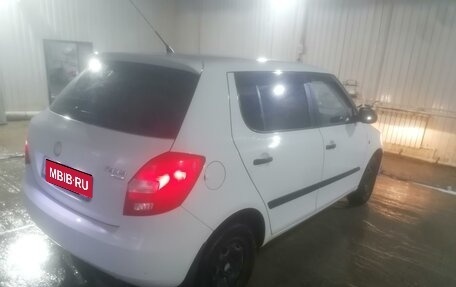 Skoda Fabia II, 2009 год, 385 000 рублей, 1 фотография