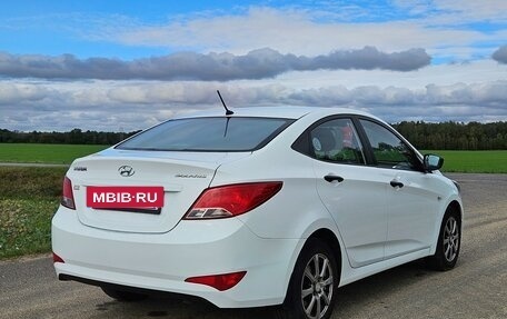 Hyundai Solaris II рестайлинг, 2014 год, 980 000 рублей, 5 фотография