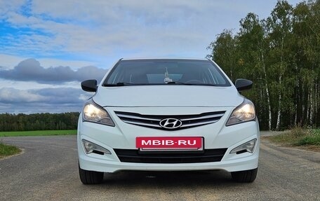 Hyundai Solaris II рестайлинг, 2014 год, 980 000 рублей, 17 фотография