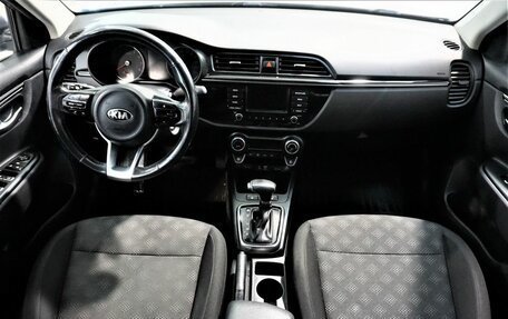 KIA Rio IV, 2017 год, 1 349 800 рублей, 9 фотография