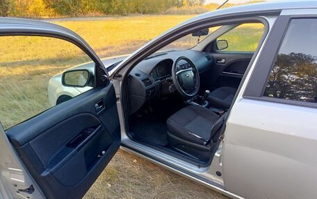 Ford Mondeo III, 2005 год, 350 000 рублей, 10 фотография