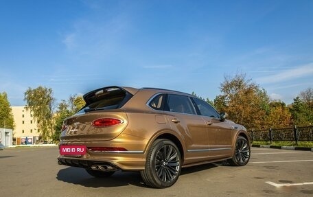 Bentley Bentayga I, 2021 год, 29 500 000 рублей, 12 фотография