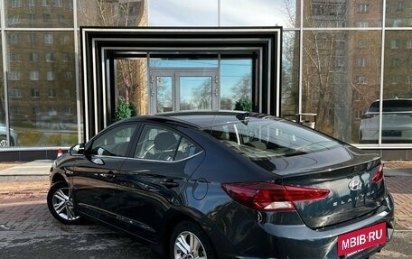 Hyundai Elantra VI рестайлинг, 2019 год, 1 899 000 рублей, 6 фотография