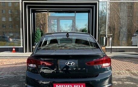 Hyundai Elantra VI рестайлинг, 2019 год, 1 899 000 рублей, 7 фотография