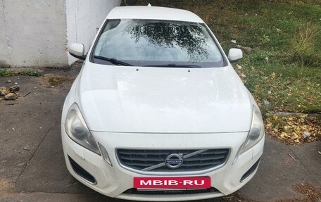 Volvo V60 I, 2011 год, 1 300 000 рублей, 3 фотография