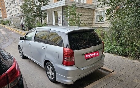 Toyota Wish II, 2003 год, 930 000 рублей, 1 фотография