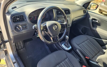 Volkswagen Polo VI (EU Market), 2018 год, 1 500 000 рублей, 8 фотография