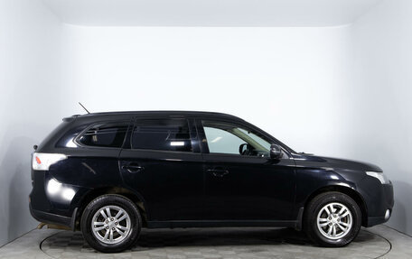 Mitsubishi Outlander III рестайлинг 3, 2012 год, 1 420 000 рублей, 4 фотография