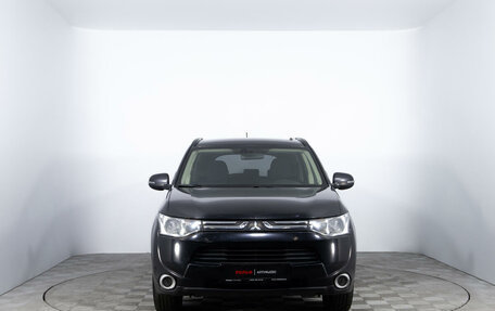 Mitsubishi Outlander III рестайлинг 3, 2012 год, 1 420 000 рублей, 2 фотография