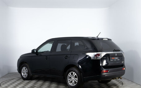 Mitsubishi Outlander III рестайлинг 3, 2012 год, 1 420 000 рублей, 7 фотография