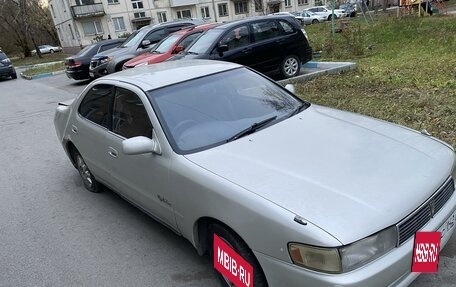 Toyota Cresta, 1993 год, 269 999 рублей, 2 фотография