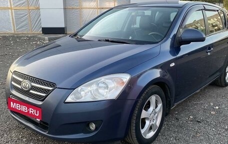 KIA cee'd I рестайлинг, 2008 год, 630 000 рублей, 2 фотография