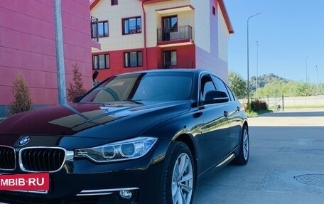 BMW 3 серия, 2012 год, 1 950 000 рублей, 2 фотография