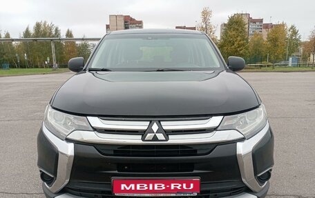 Mitsubishi Outlander III рестайлинг 3, 2016 год, 1 449 999 рублей, 1 фотография