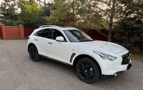 Infiniti FX II, 2012 год, 2 400 000 рублей, 2 фотография