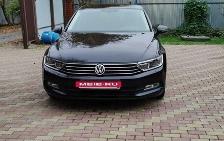 Volkswagen Passat B8 рестайлинг, 2018 год, 2 300 000 рублей, 2 фотография