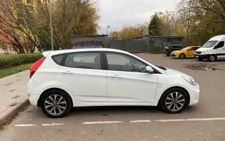 Hyundai Solaris II рестайлинг, 2013 год, 995 000 рублей, 4 фотография