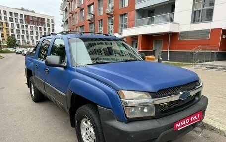 Chevrolet Avalanche I, 2003 год, 990 000 рублей, 2 фотография