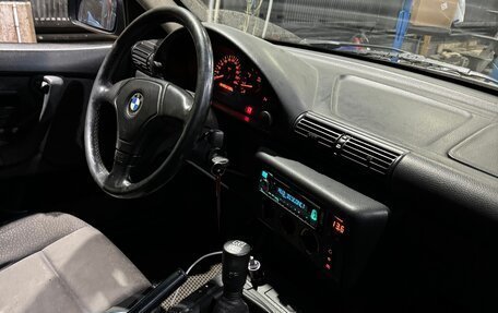 BMW 3 серия, 1999 год, 1 050 000 рублей, 12 фотография