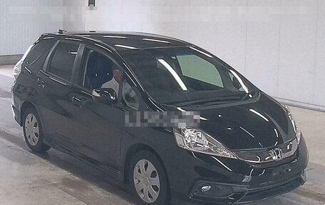 Honda Fit Shuttle I рестайлинг, 2014 год, 1 699 999 рублей, 2 фотография