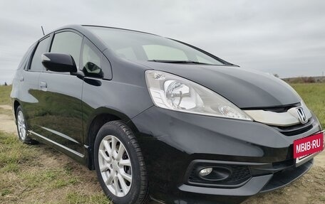 Honda Fit Shuttle I рестайлинг, 2014 год, 1 699 999 рублей, 9 фотография