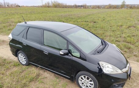 Honda Fit Shuttle I рестайлинг, 2014 год, 1 699 999 рублей, 14 фотография